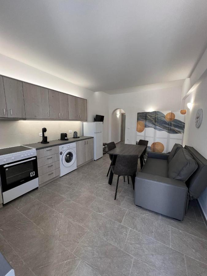 Petit Homme By Andreas Apartment *